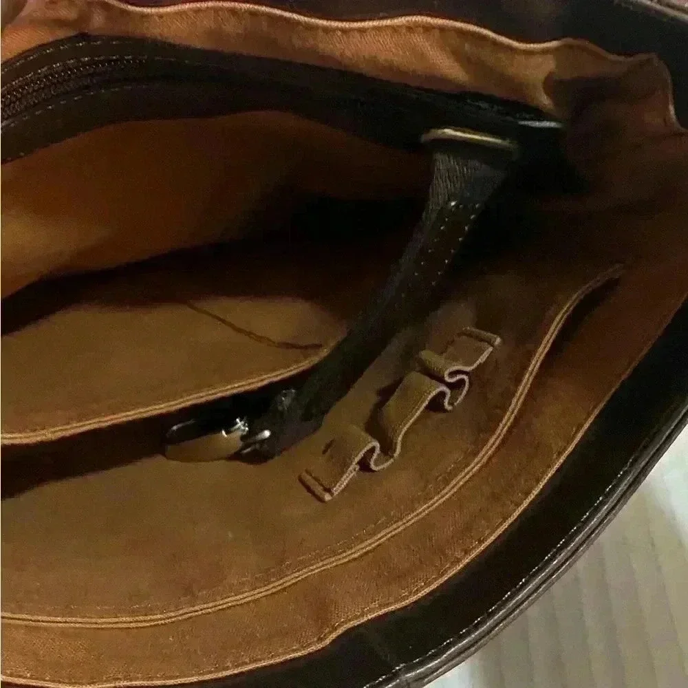 Fossil brown leather unisex messenger bag